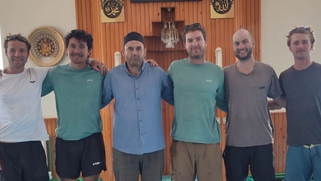 Türk misafirperverliğinden etkilendiler! 5 Yeni Zelandalı Müslüman oldu