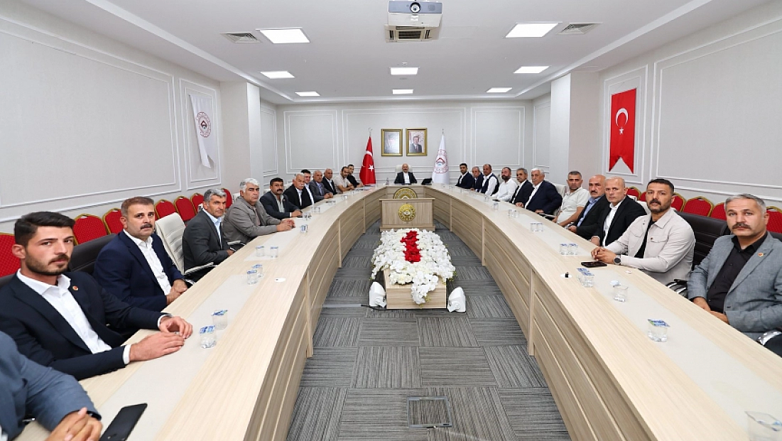 Vali Varol, Kömür Beldesi’nin taleplerini masaya yatırdı