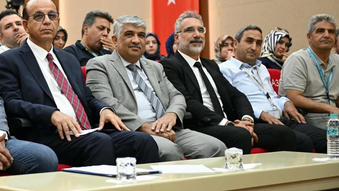 Yeşilyurt’ta eğitimcilere yeni dönem öncesi hizmet içi eğitimi verildi