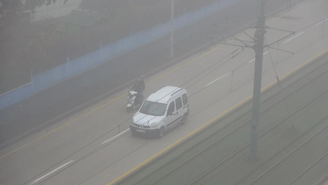 Yoğun sis etkisini sürdürüyor