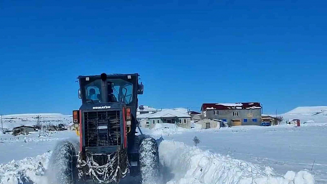 Malatya’da karla mücadele: 176 mahalle yolu ulaşıma açıldı