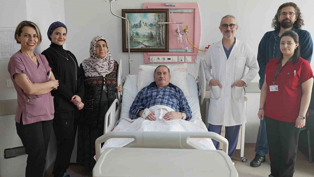 Malatya'da aort yırtığı kapalı yöntemle onarıldı