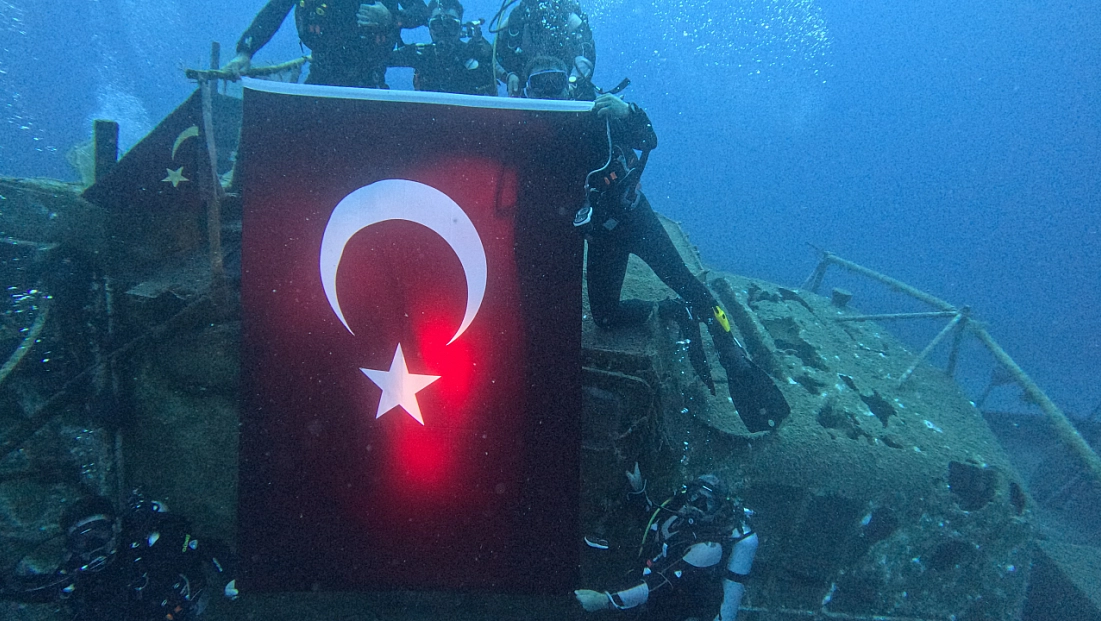 Malatya’da metrelerce derinlikte mesaj!