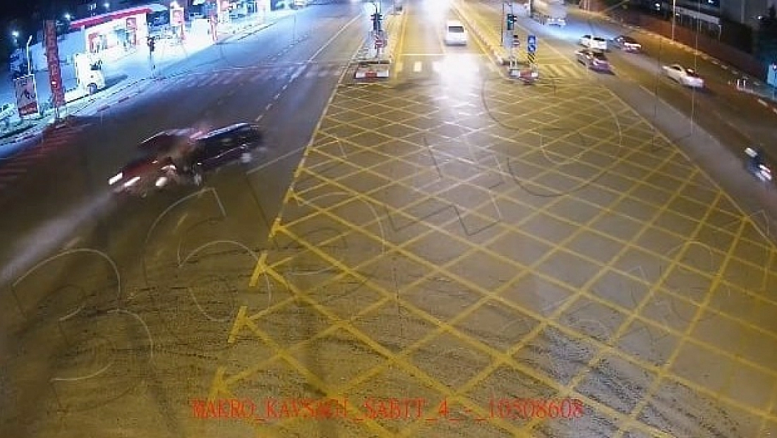 Malatya’daki trafik kazaları KGYS kameralarına takıldı