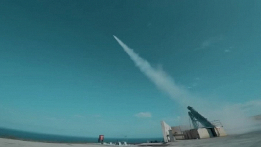 Mavi vatana 360 derece koruma kalkanı