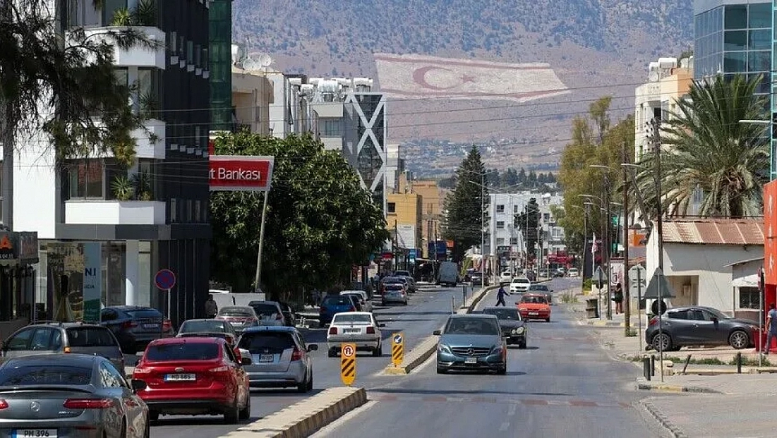 Öğle saatlerinde açık alanda çalışmak 10 gün süreyle yasaklandı