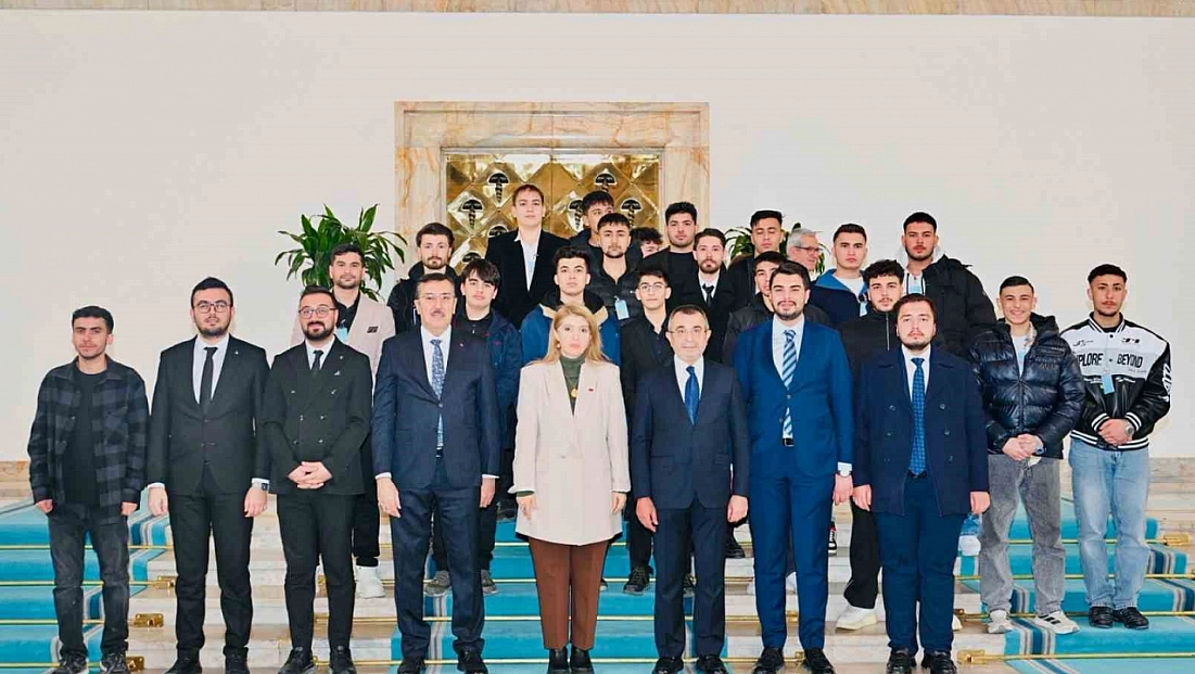 'Bayrağımıza uzanan kirli eller hesap verecek'