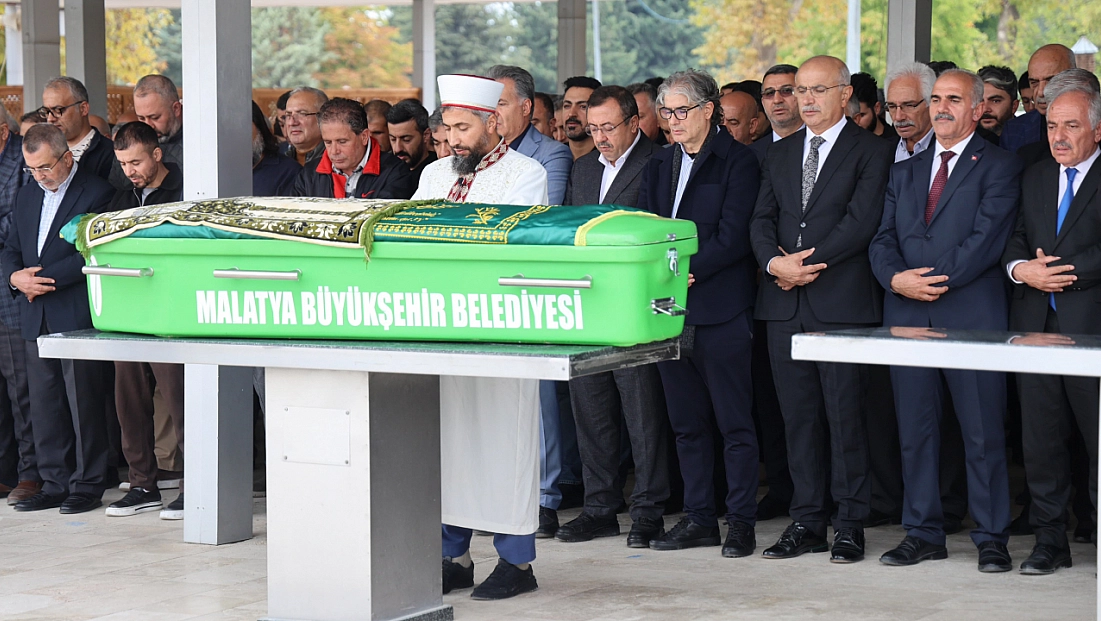 Özdemir son yolculuğuna uğurlandı