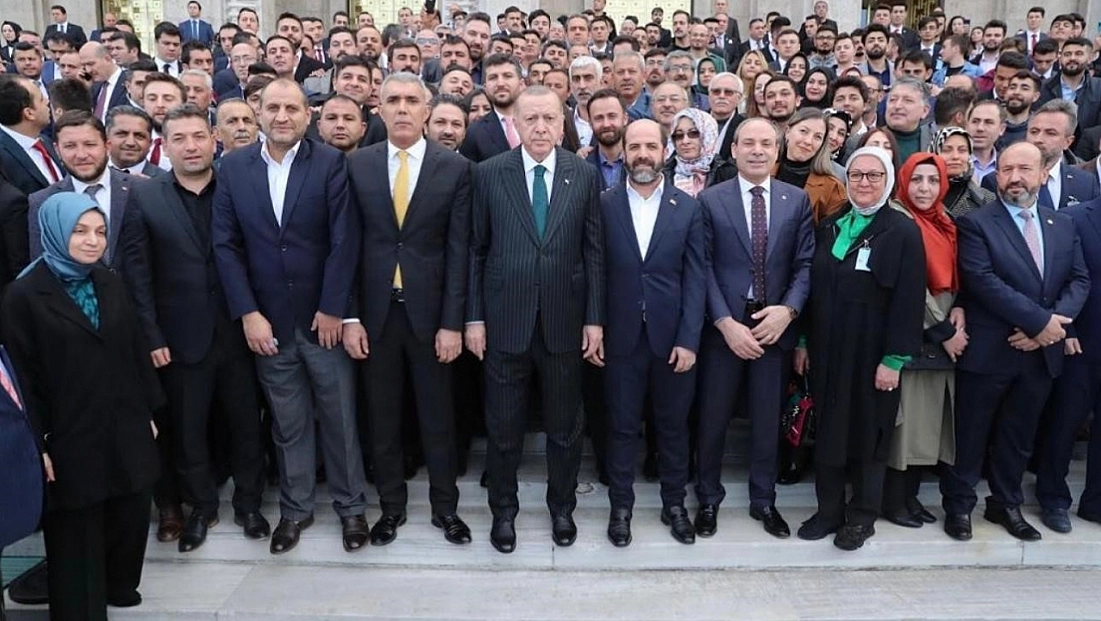 Türkiye, sizin alkışladığınız Batı’dan icazet alarak değil