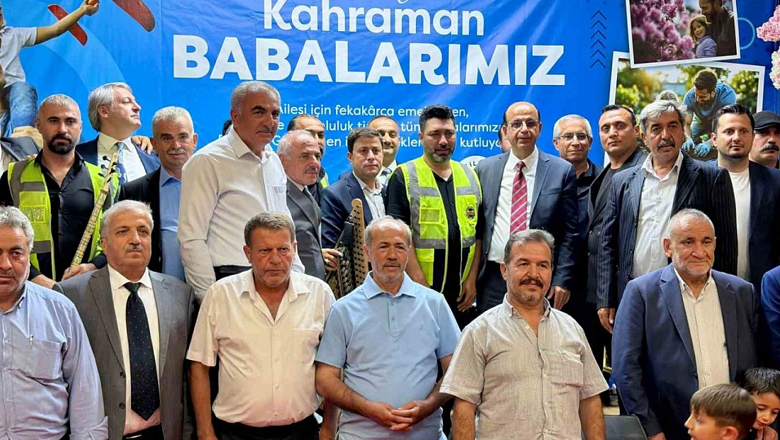 Yeşilyurt Belediyesinden mahalle muhtarlarına 'Babalar Günü' vefası