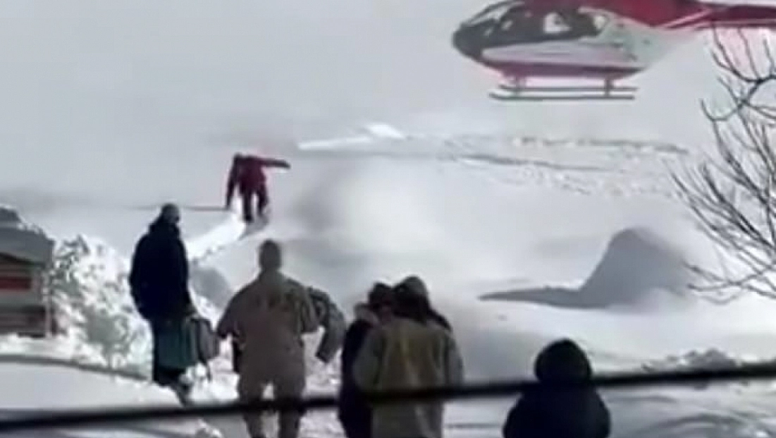 Kar Kapattı, Gökyüzü Açıldı: 1 Yaşındaki Bebek Helikopterle Hayata Tutundu