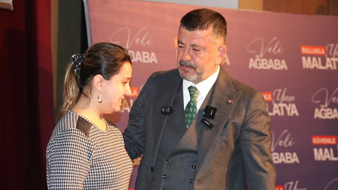 Ağbaba, hem ağladı hem ağlattı! Hiçbir zaman unutmadım!