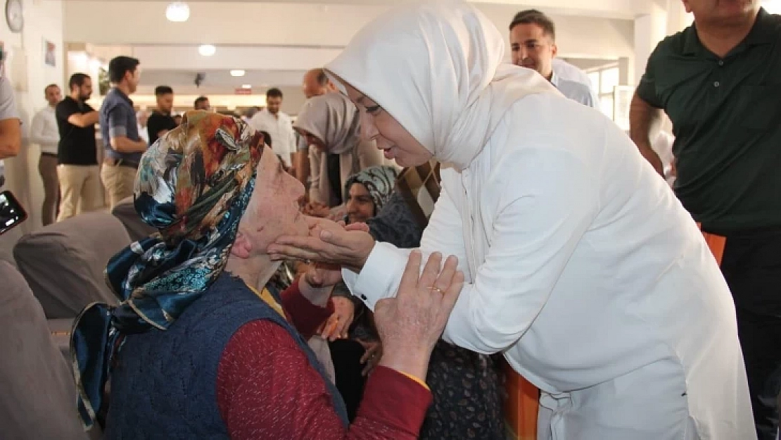 Çalık'tan bayramı ziyaretleri