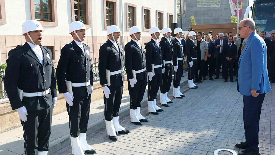 Erdoğan Malatya Valilik binasının açılışını yaptı