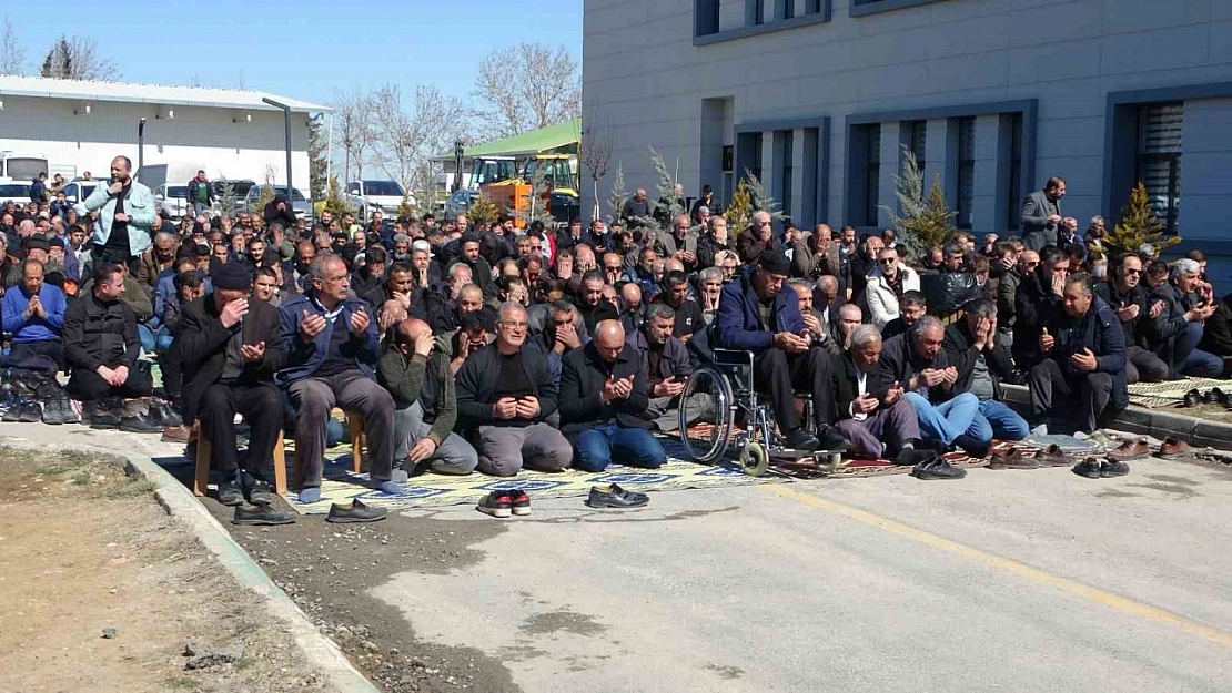 Malatya'da Ramazan'ın ilk cuma namazı kılındı