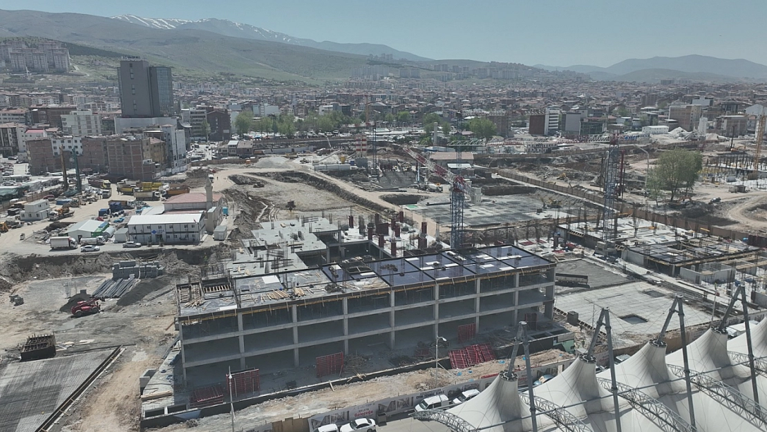 Malatya'ya yapılacak konut ve iş yeri sayısı belli oldu! İşte rakamlar..