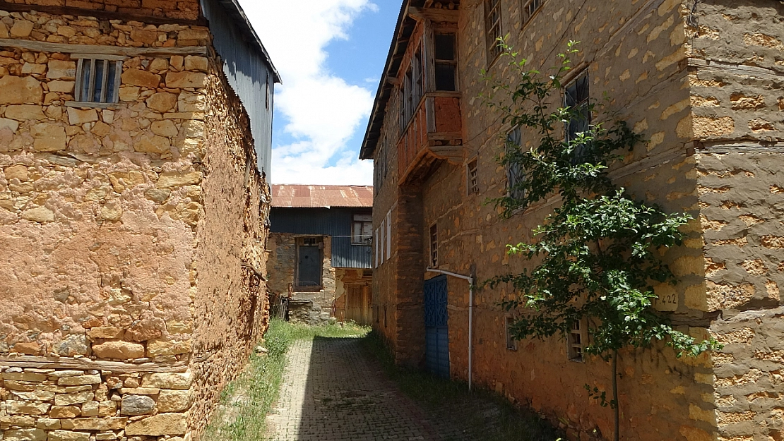 Malatya'da en eski yerleşim yerleri arasındaydı...! 500 yıl önce kurulmuştu, artık koruma altında...!