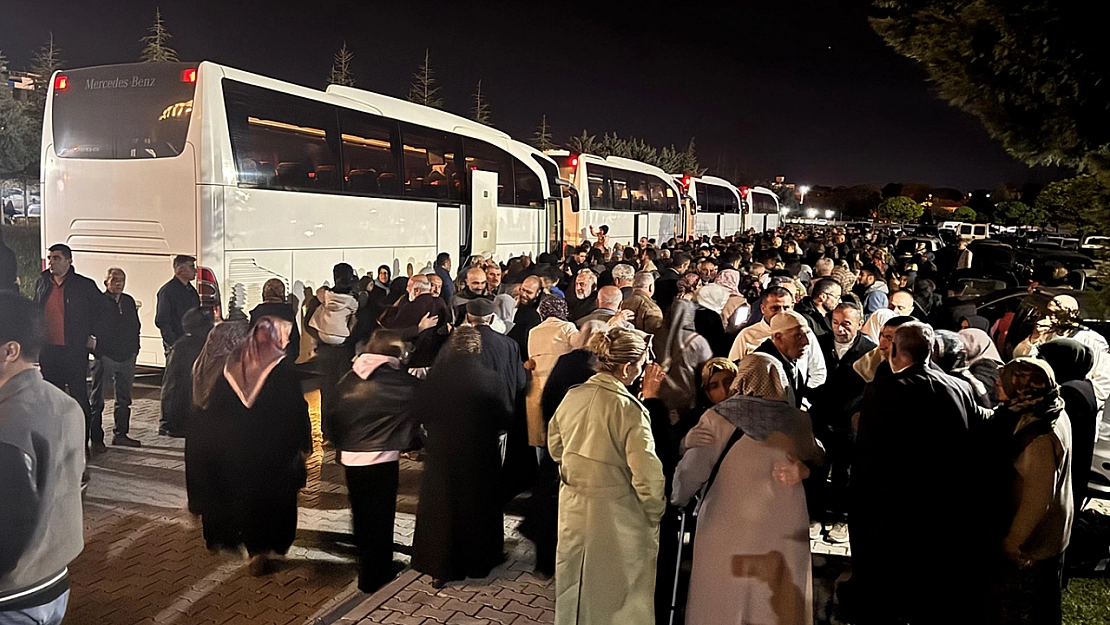 Malatya'da ikinci hac kafilesi dualarla uğurlandı