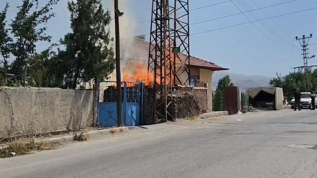 Malatya'da korkutan yangın: Elektrik kabloları faciaya neden oluyordu
