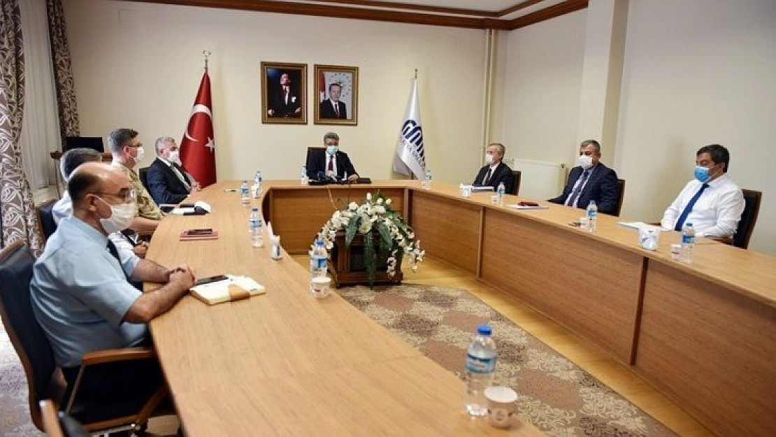 Mahalle düğünleri izne bağlandı