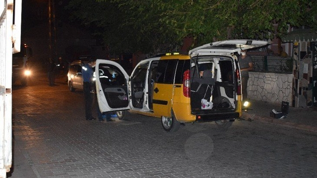 Eşini tüfekle yaraladı