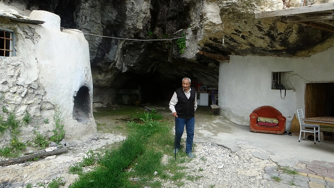 Malatya'daki 250 yıllık 'Korku mağarası'nı Kore'den görmeye geldiler!