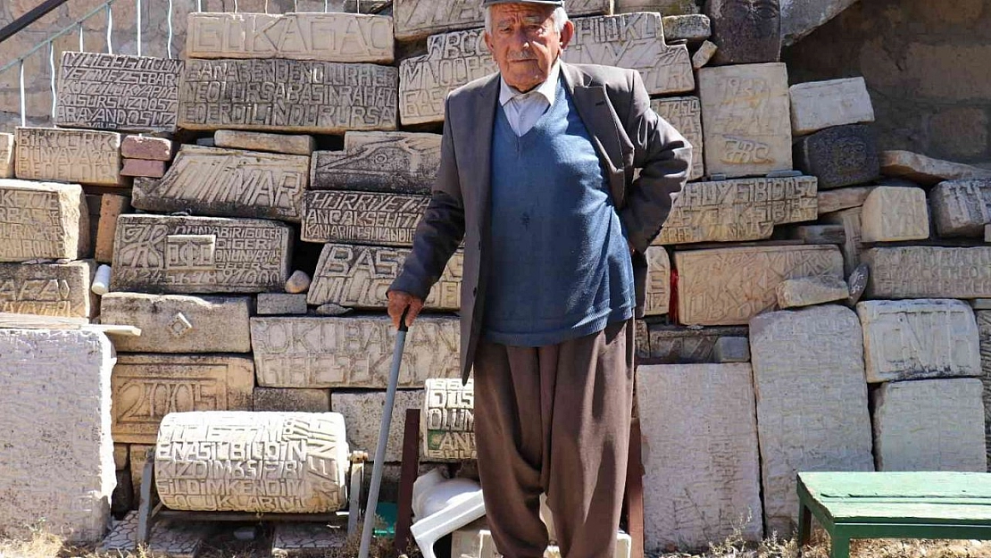 60 yıldır taşlara şekil veriyor