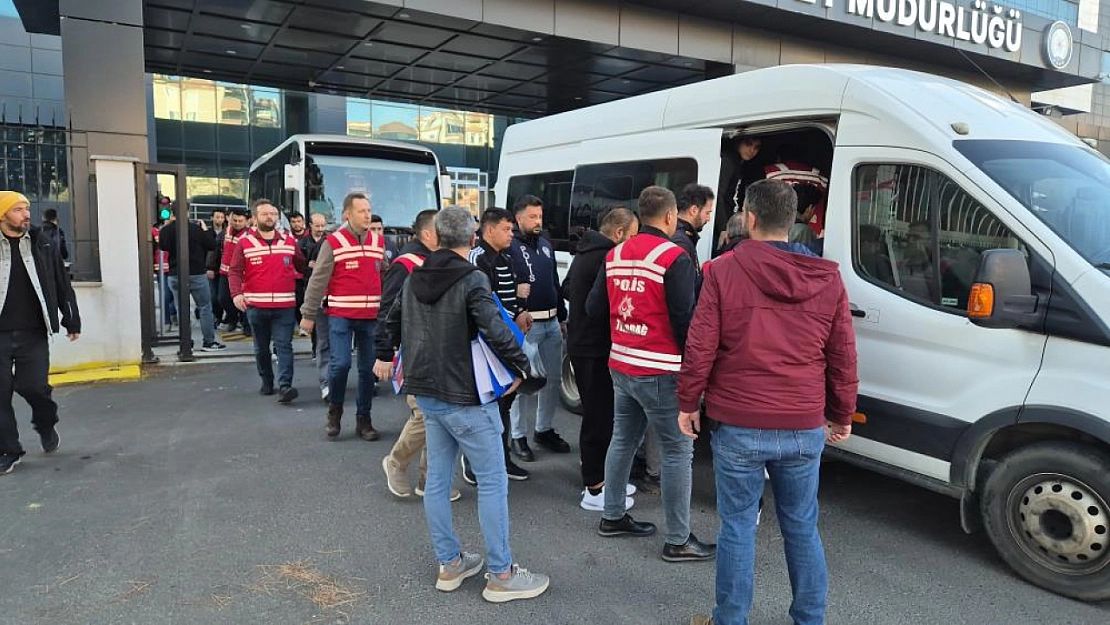 Ucuz araba hayali tuzağa dönüştü: Malatya dahil 18 ilde 433 milyon dolarlık vurgun!