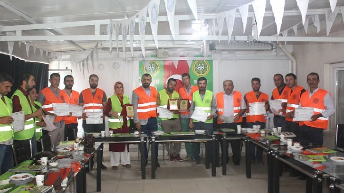 Yetiştiricilere fosforlu yelek