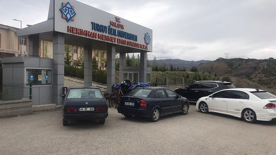 Yüksekokul 'un içi boşaltılıyor