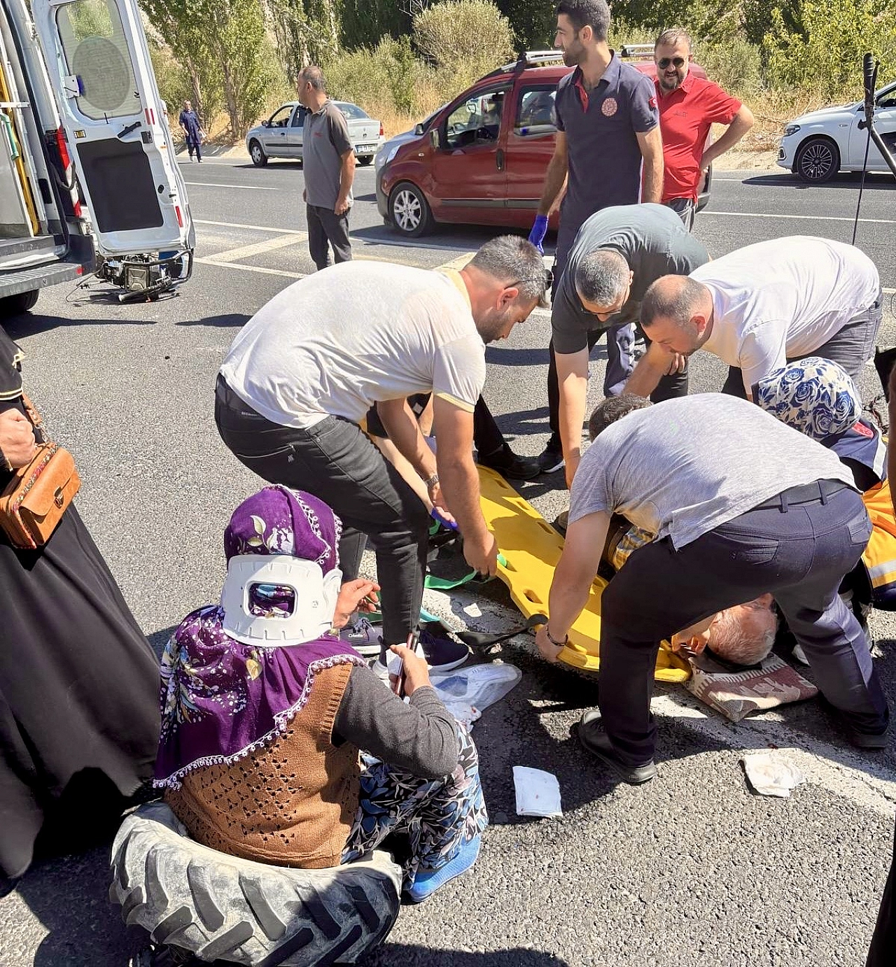 Malatya'da çapa motoru ile minibüs çarpıştı: 1 yaralı
