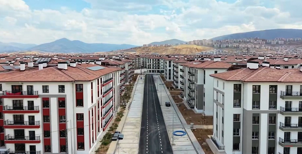 Vali Yavuz duyurdu: 530 konut daha teslim edilecek…