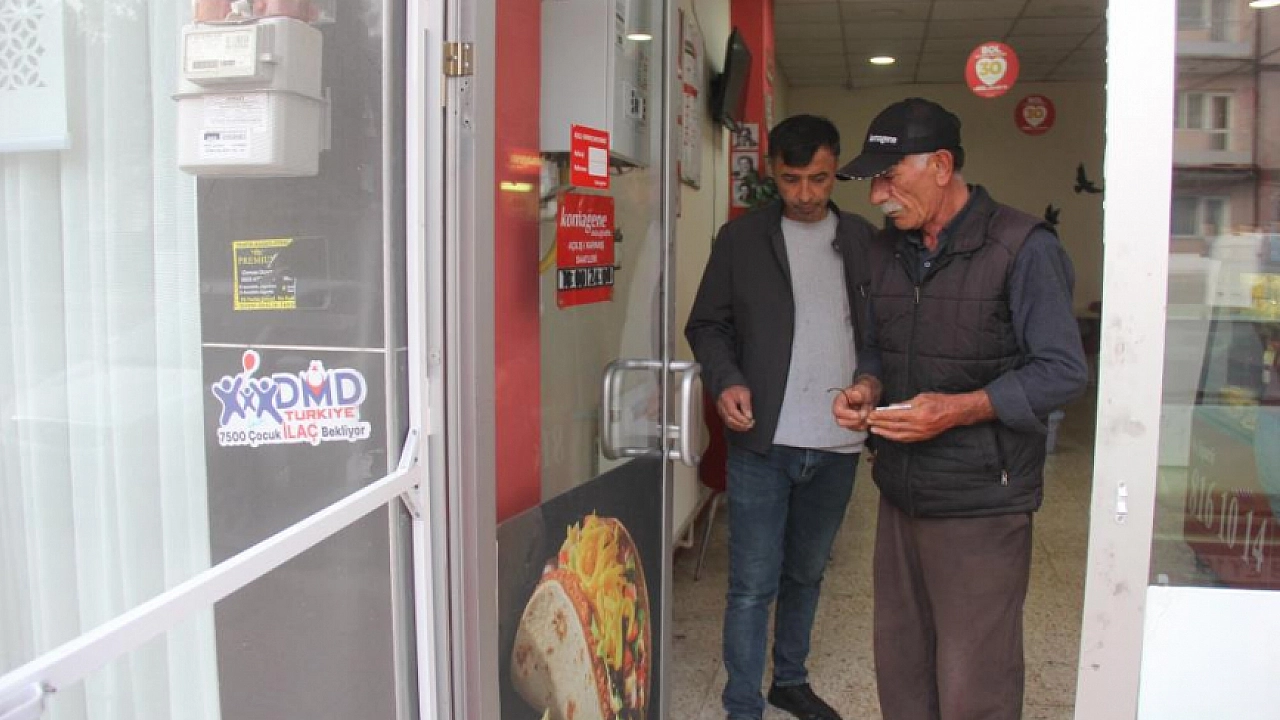 3 saatte 5 iş yerine girdiler! Çıkarken kapıları kapatmayı da unutmadılar