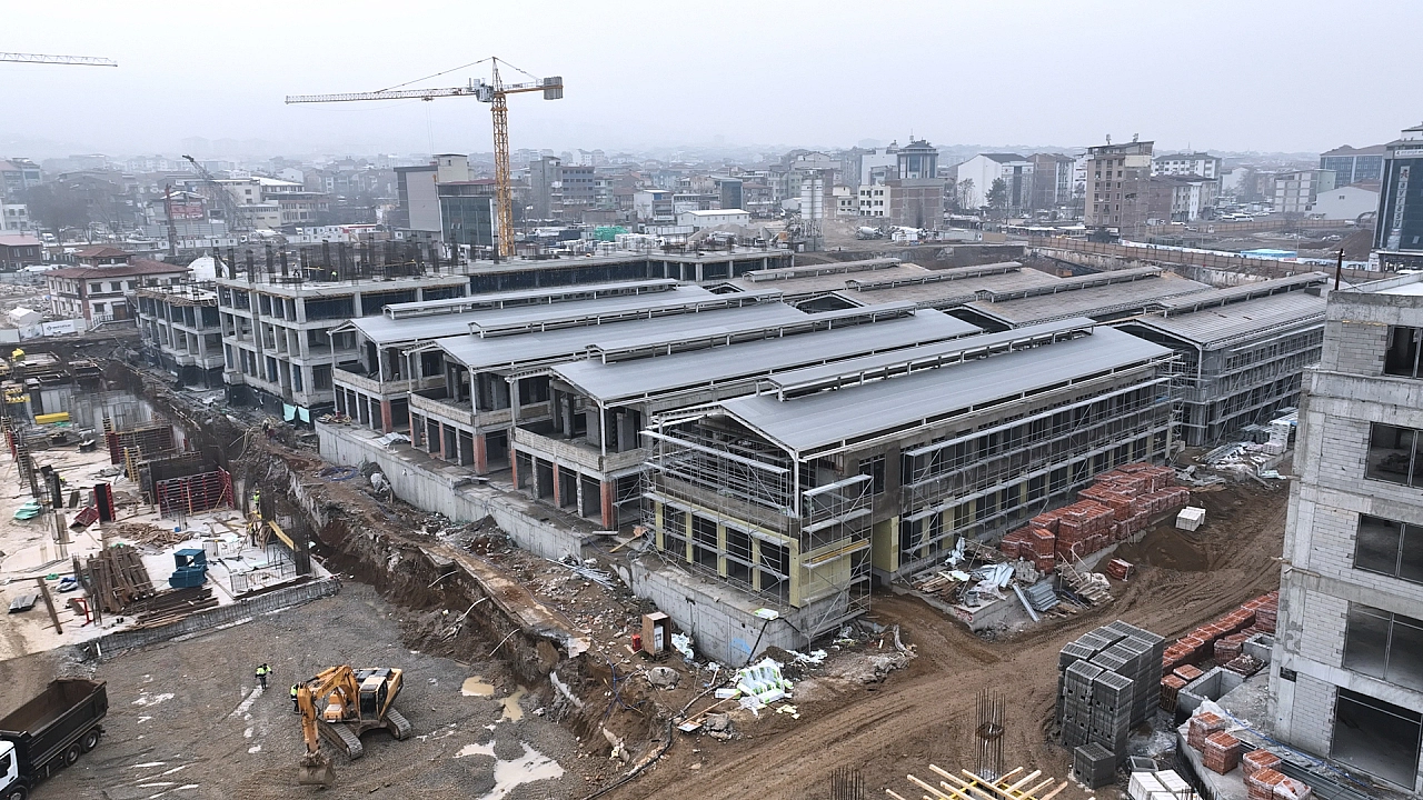 Bakan'dan Malatya Paylaşımı:13 Bin Kazıkla Yeni Bir Merkez!