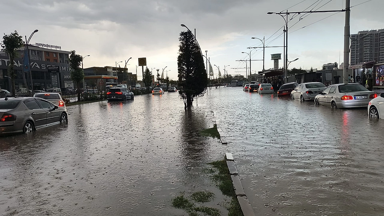Meteoroloji Malatya için alarm verdi: Şiddetli sağanak kapıda!