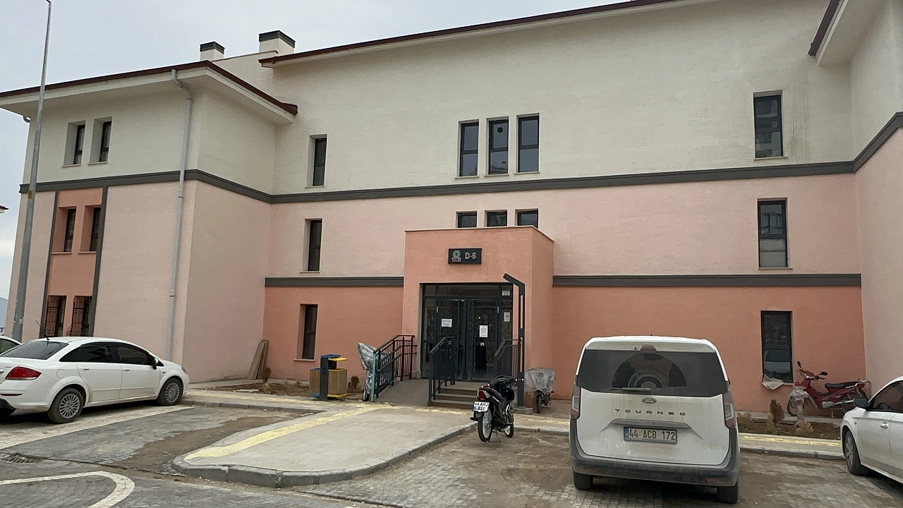 Malatya'da Talihsiz Ölüm: 4 Çocuk Annesi Kurtarılamadı