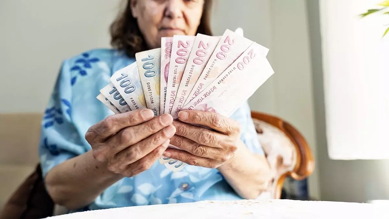 Belediye emeklilere 10 bin TL destek verecek: Malatya'ya örnek olsun