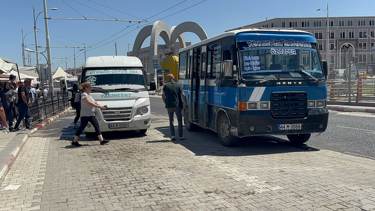 Malatya'da minibüsçüler zamma rağmen dertli: 50 TL olsa da kurtarmaz
