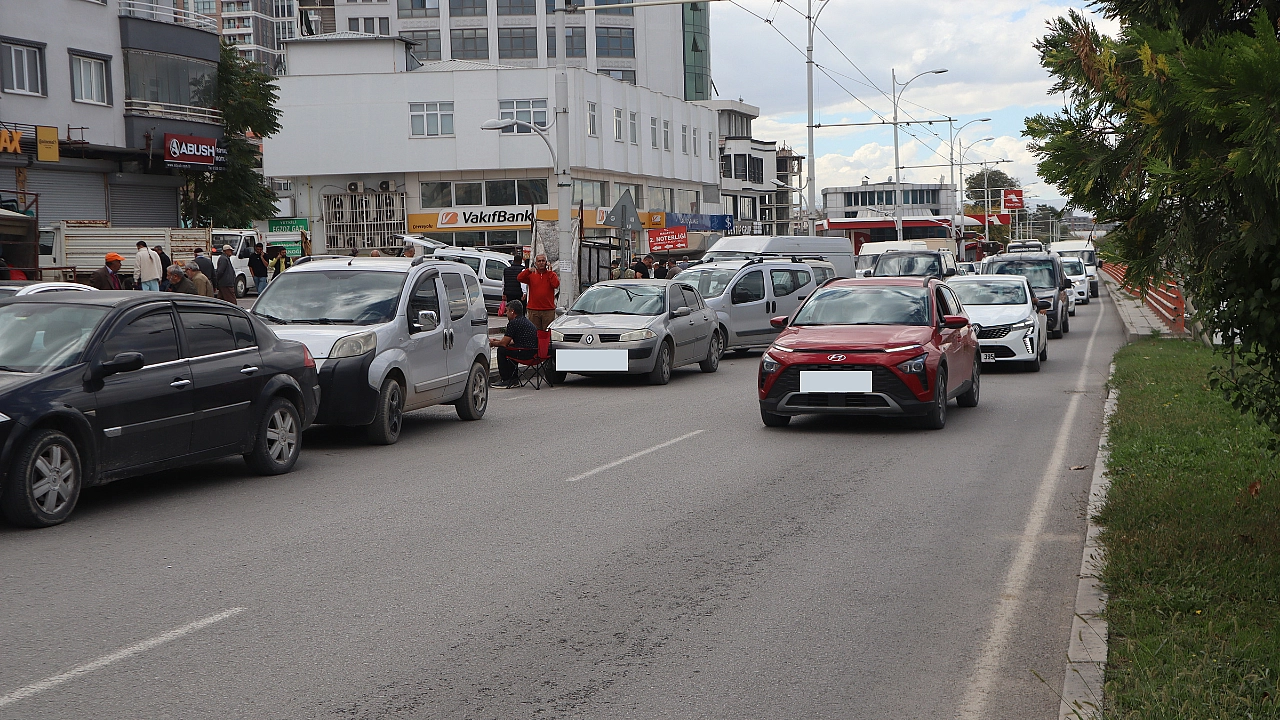 Malatya'da Çevre Yolu otoparka dönüyor!
