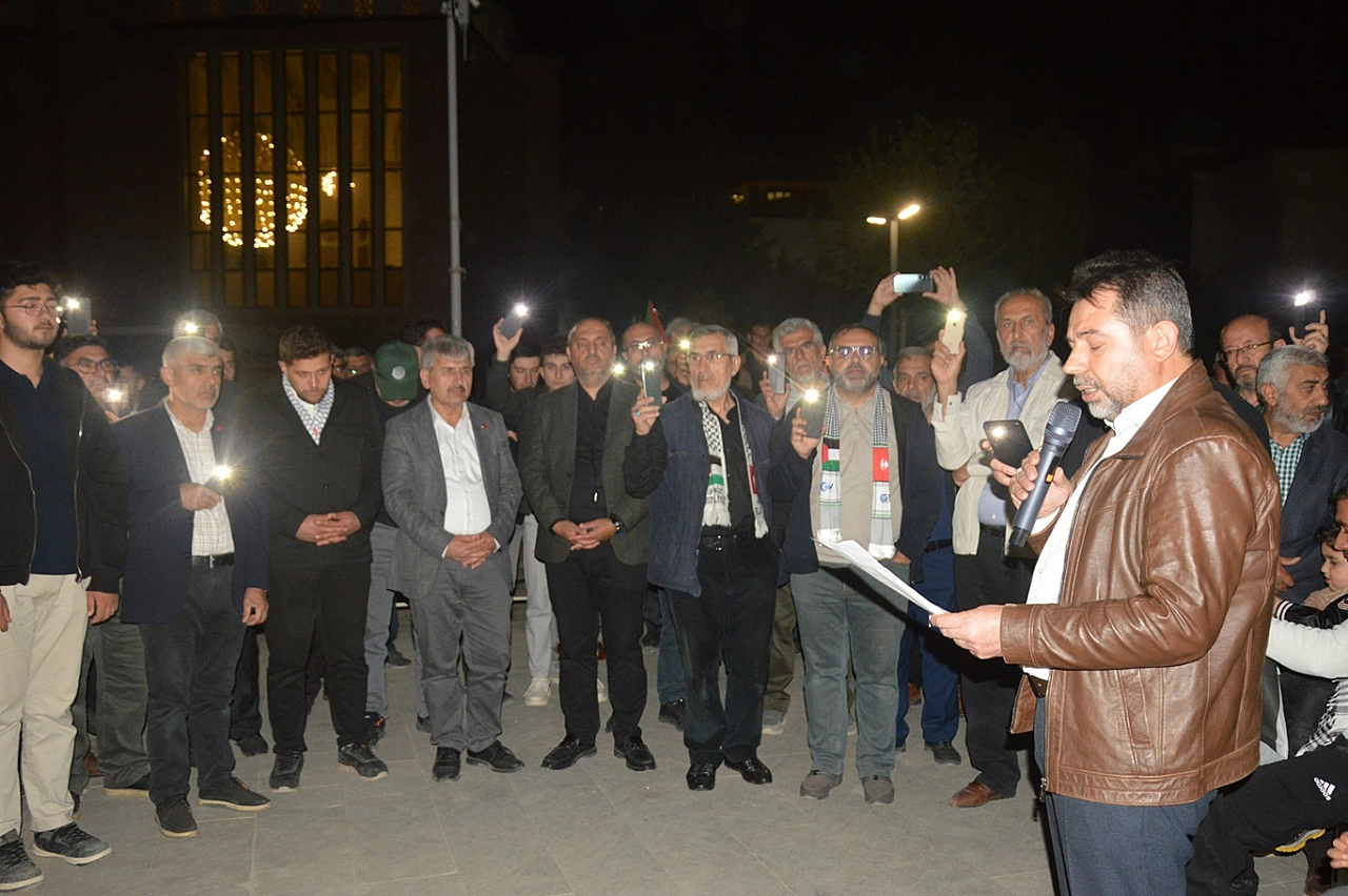 Malatya'da 'Sumud ve Gazze İçin eylemdeyiz' yürüyüşü