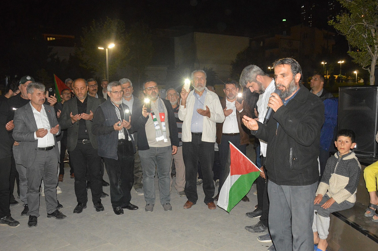 Malatya'da 'Sumud ve Gazze İçin eylemdeyiz' yürüyüşü
