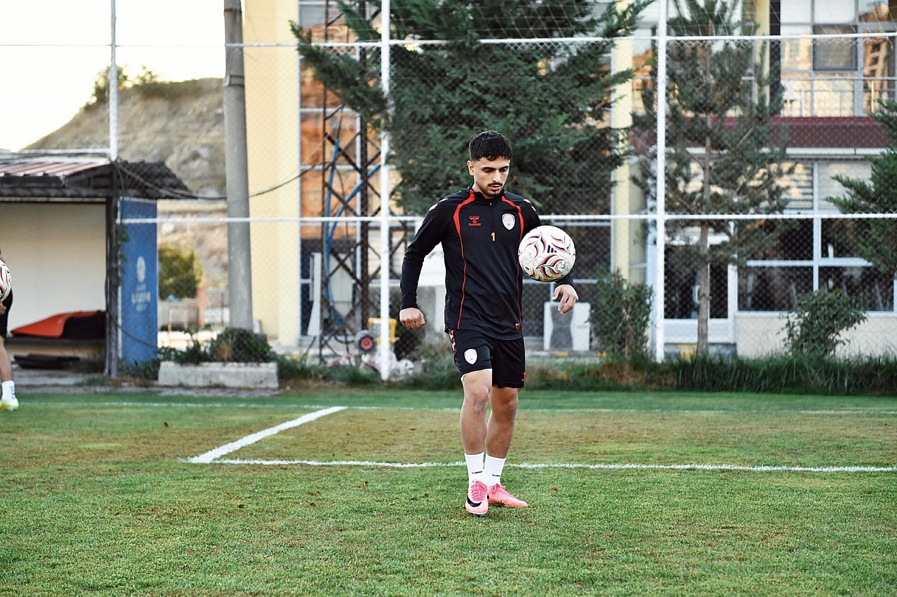 Yeşilyurtspor Bitlisspor hazırlıklarına başladı