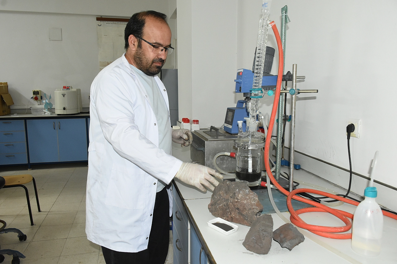 Adıyaman'dan çıktı, Malatya'da şekillendi: Mangan cevheri batarya üretimine giriyor