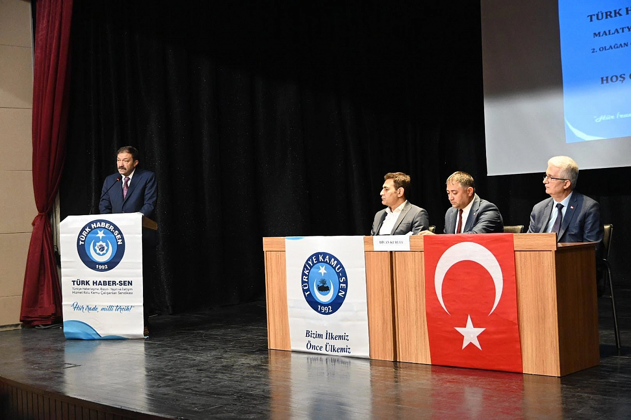 Türk Haber-Sen Malatya Şubesi'nde bayrak değişimi