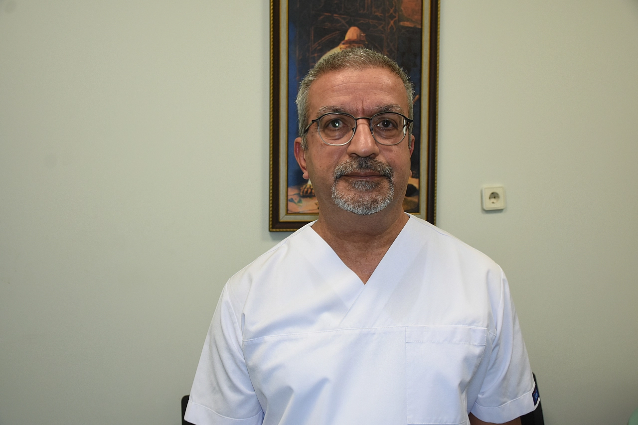 El cerrahisinde bölgenin kalbi Malatya'da atıyor: 25 yıllık tecrübeyle binlerce başarılı ameliyata imza attılar