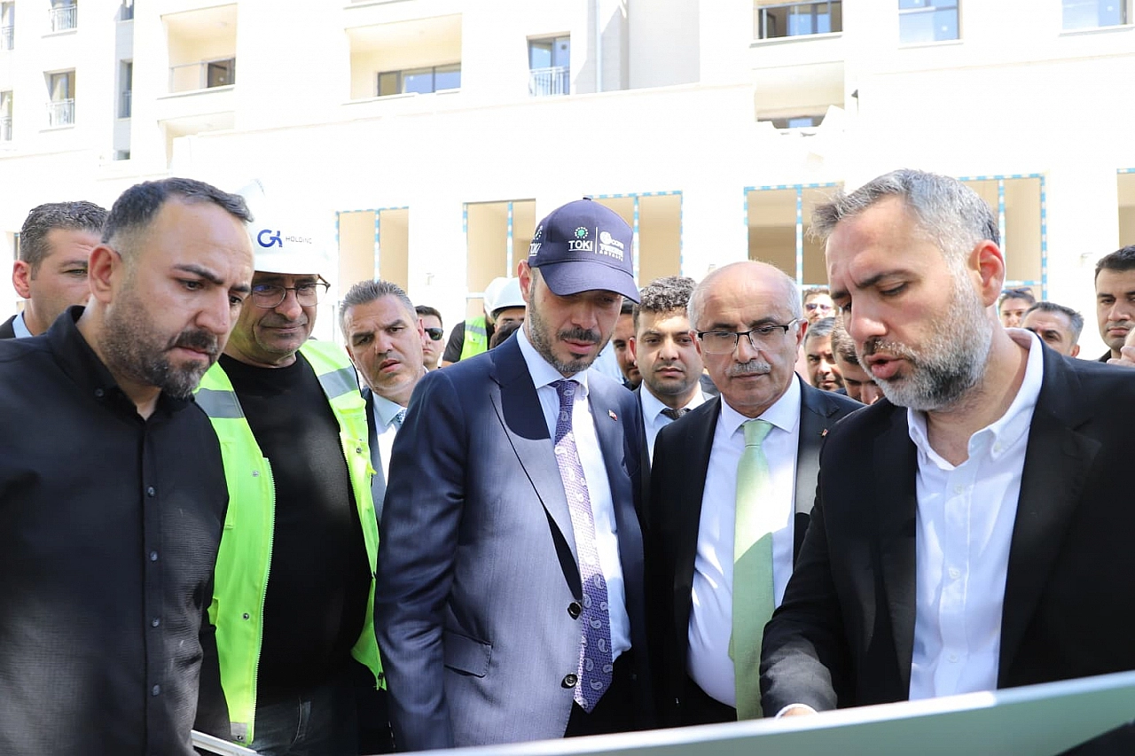 TOKİ paylaştı: Malatya'da depremin izleri siliniyor