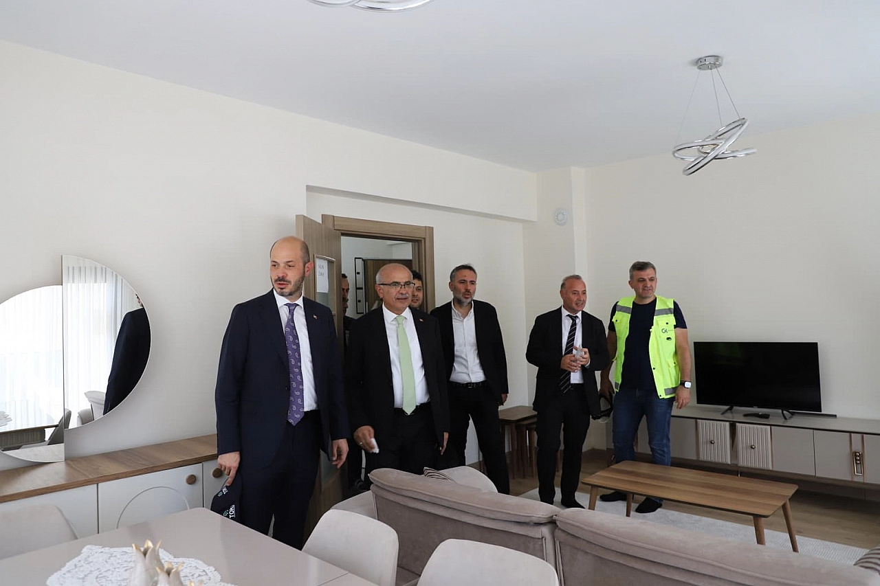 TOKİ paylaştı: Malatya'da depremin izleri siliniyor