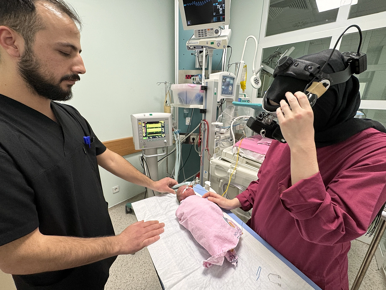 25 Haftalık Bebek Malatya'da Hayata Tutunmaya Çalışıyor