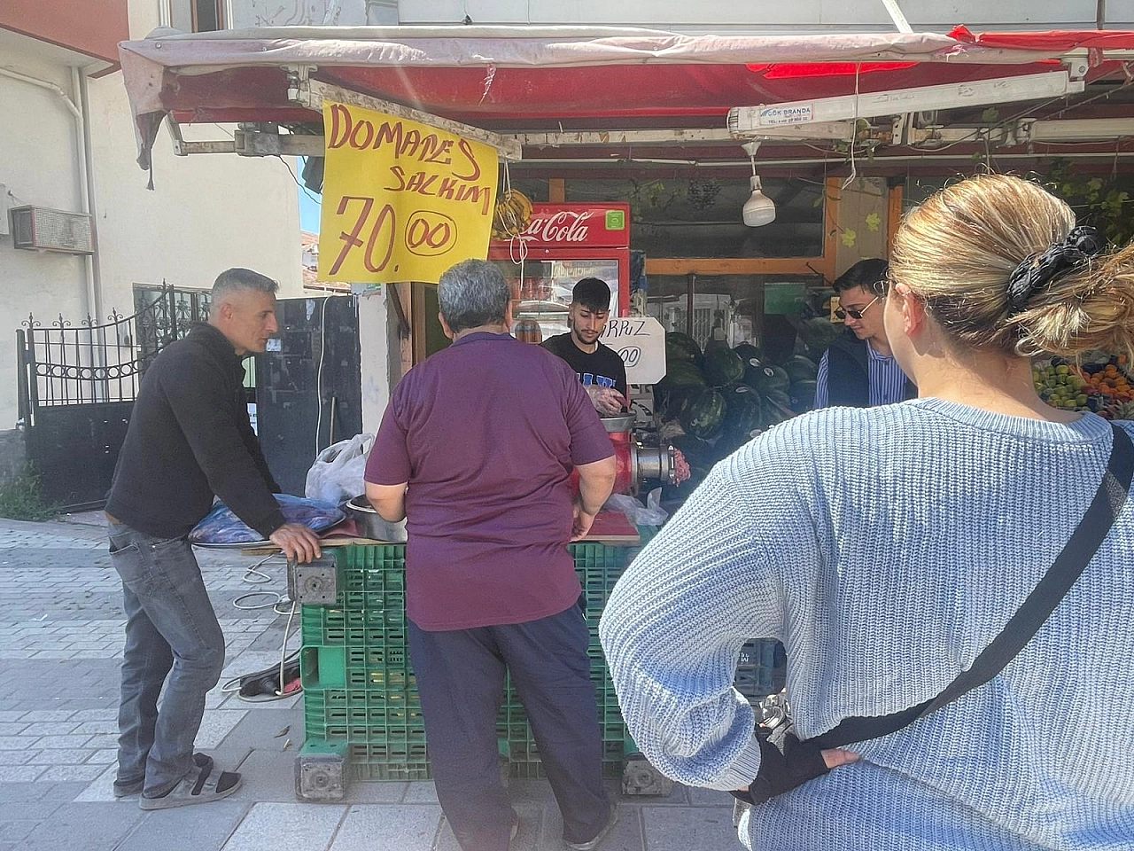 Malatya'da vatandaşlar sıraya girdi! Kilosu 20 TL'den çekiliyor…