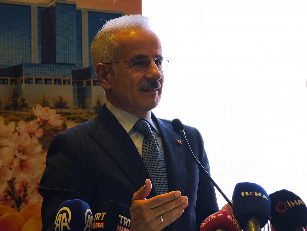 Bakan Uraloğlu'ndan Malatya'ya çifte müjde! Havalimanı ve Kuzey Çevre Yolu açılıyor